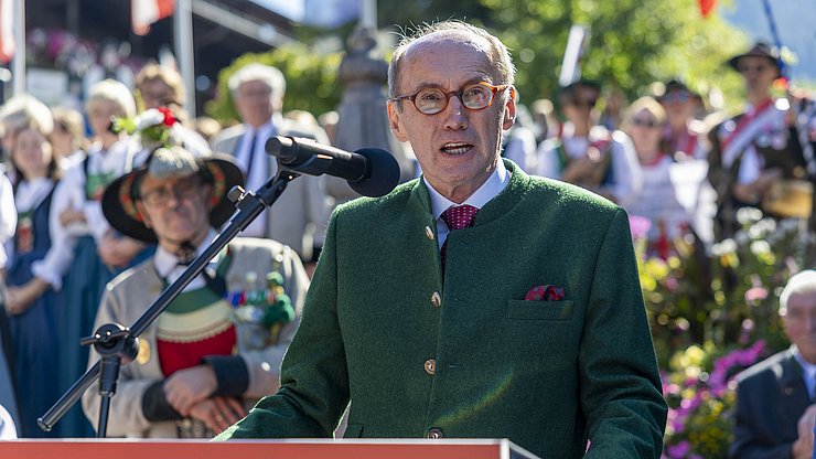 Land Tirol/Sedlak EFA-Präsident Karas: "Der Tirol-Tag überwindet Grenzen und Generationen."