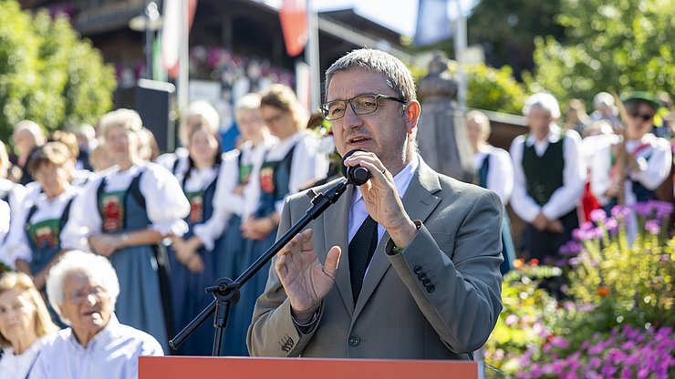Land Tirol/Sedlak Landeshauptmann Maurizio Fugatti (Trentino): "Die Euregio ist ein Modell und Ideal des Zusammenlebens und der Freundschaft zwischen den Völkern - nicht nur für uns selbst, sondern für ganz Europa.".