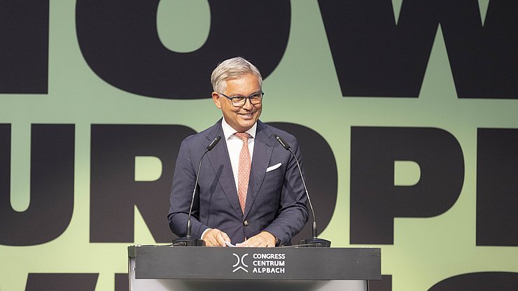 Land Tirol/Sedlak EU-Kommissar Magnus Brunner: "Für ein handlungsfähiges und geeintes Europa brauchen wir starke Regionen - das ist auch in den nächsten, für Europas Zukunft entscheidenden Monaten wichtig."