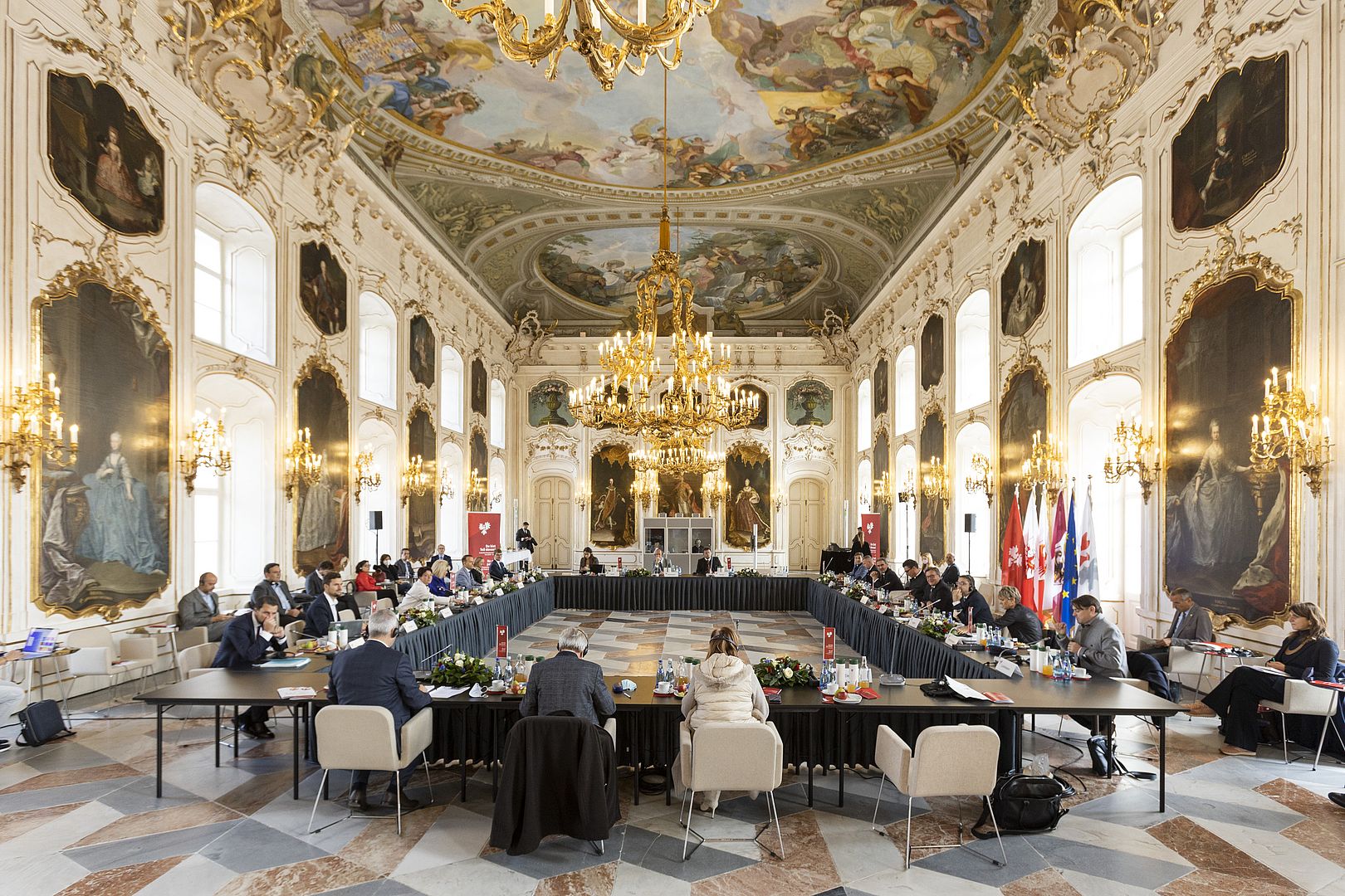 Vollversammlung im Riesensaal in der Innsbrucker Hofburg.