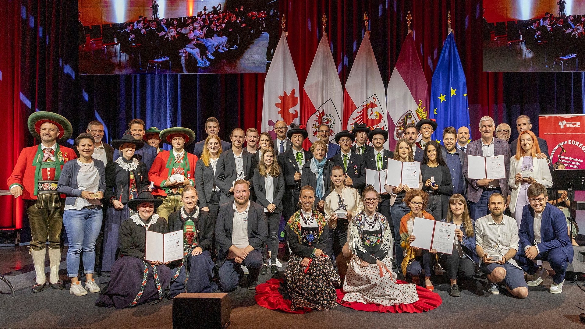 © Land Tirol/Die Fotografen Foto di gruppo dei progetti premiati