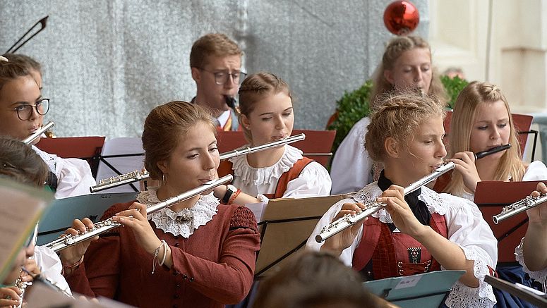 Giovani musicisti dell'orchestra giovanili di fiati dell'Euregio nel 2019. Foto: Wolfgang Alberty