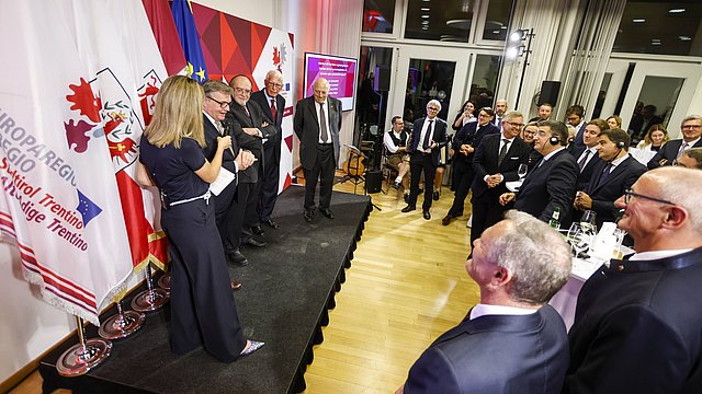 30° anniversario Euregio: l'Ufficio di appresentanza del Land Tirolo, della Provincia Autonoma di Bolzano - Alto Adige e della Provincia Autonoma di Trento  a Bruxelles festeggia il suo compleanno.