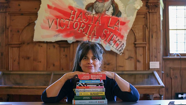 © OEW/Chiara Cortellini “Magdalena, ma dai”: la regista Michaela Senn al Museo Civico e Museo Multscher di Vipiteno