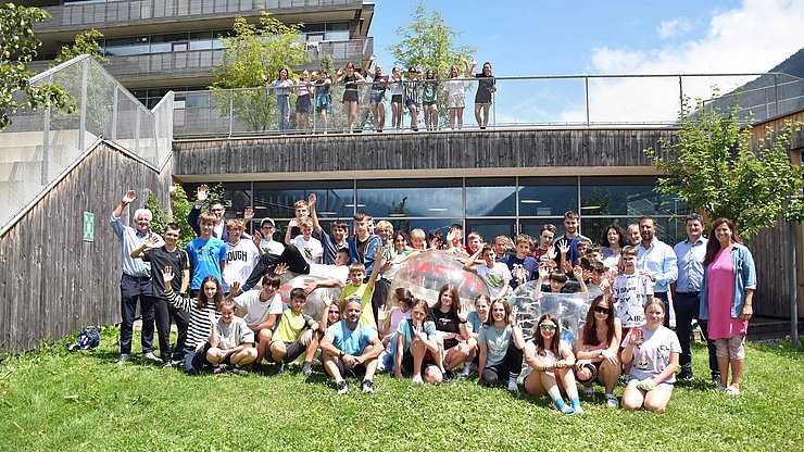 Foto di gruppo dei partecipanti del SportCamp 2024.