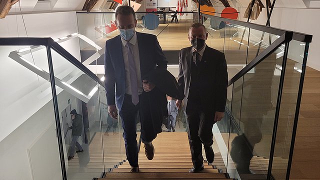 © Euregio Ostbelgischer Ministerpräsident Oliver Paasch mit Christoph von Ach