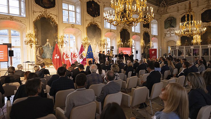 I rappresentanti dell'Euregio hanno celebrato il decimo anniversario dell'Euregio nella Hofburg di Innsbruck.