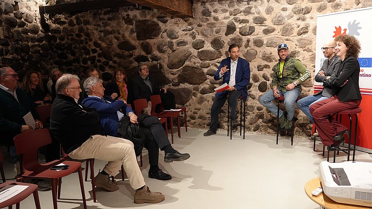 Angeregte Diskussion auch mit dem Publikum zu den Auswirkungen des Klimawandels im Fleimstal