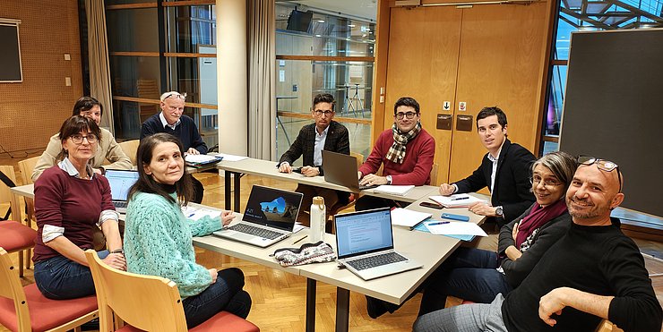 Projektpartner des Tandems "Glossar Finanzrecht" tauschen sich aus