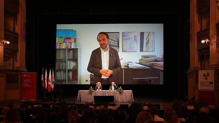 © Euregio/Armin Gluderer Anche l’assessore Philipp Achammer ha sottolineato l’importanza di questo incontro tra esperti museali e addetti ai lavori dei tre territori.