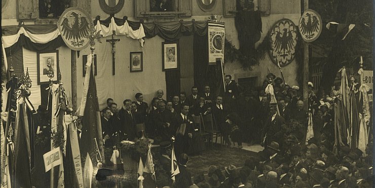 Feier der Katholischen Jugend, Trient 1920–1929.