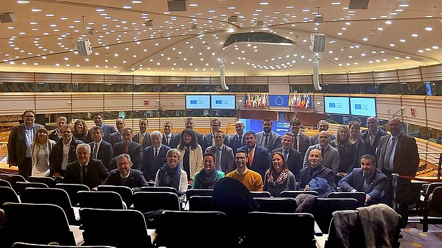 © Euregio Gruppenfoto im Plenarsaal des Europäischen Parlaments