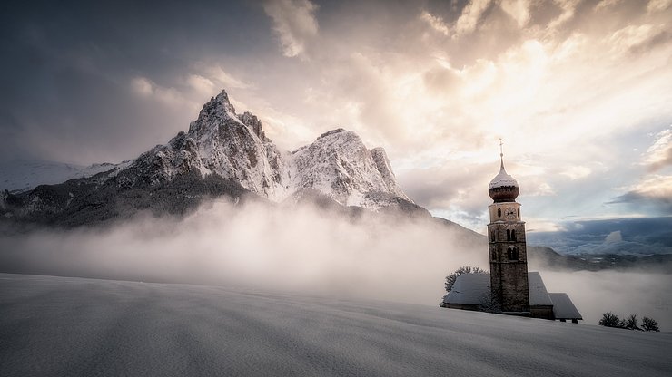 Immagine cover del calendario Euregio 2022 San Valentino/Castelrotto