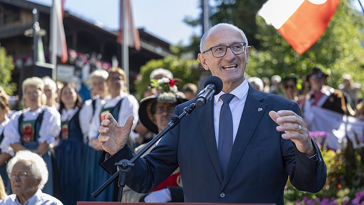 © Land Tirol/Sedlak Landeshauptmann Anton Mattle (Tirol): "Unsere Euregio zeigt jeden Tag, wie aus regionaler Stärke europäische Handlungsfähigkeit wird. Daher müssen wir mehr Regionen wagen!"