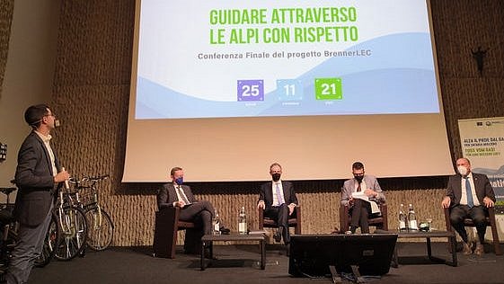 I vertici di A22 e i partner di progetto, il 25 novembre 2021 a Trento, hanno illustrato gli esiti e le prospettive future del progetto BrennerLEC Lower Emissions Corridor.