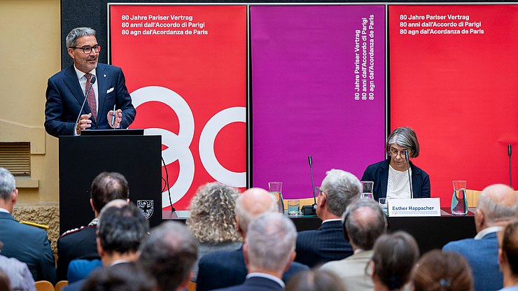 © LPA/Fabio Brucculeri Landeshauptmann Arno Kompatscher eröffente die Tagung, die die Universität Innsbruck gemeinsam mit dem Zentrum für Regionalgeschichte – Landesmuseen Südtirol organisiert hatte.