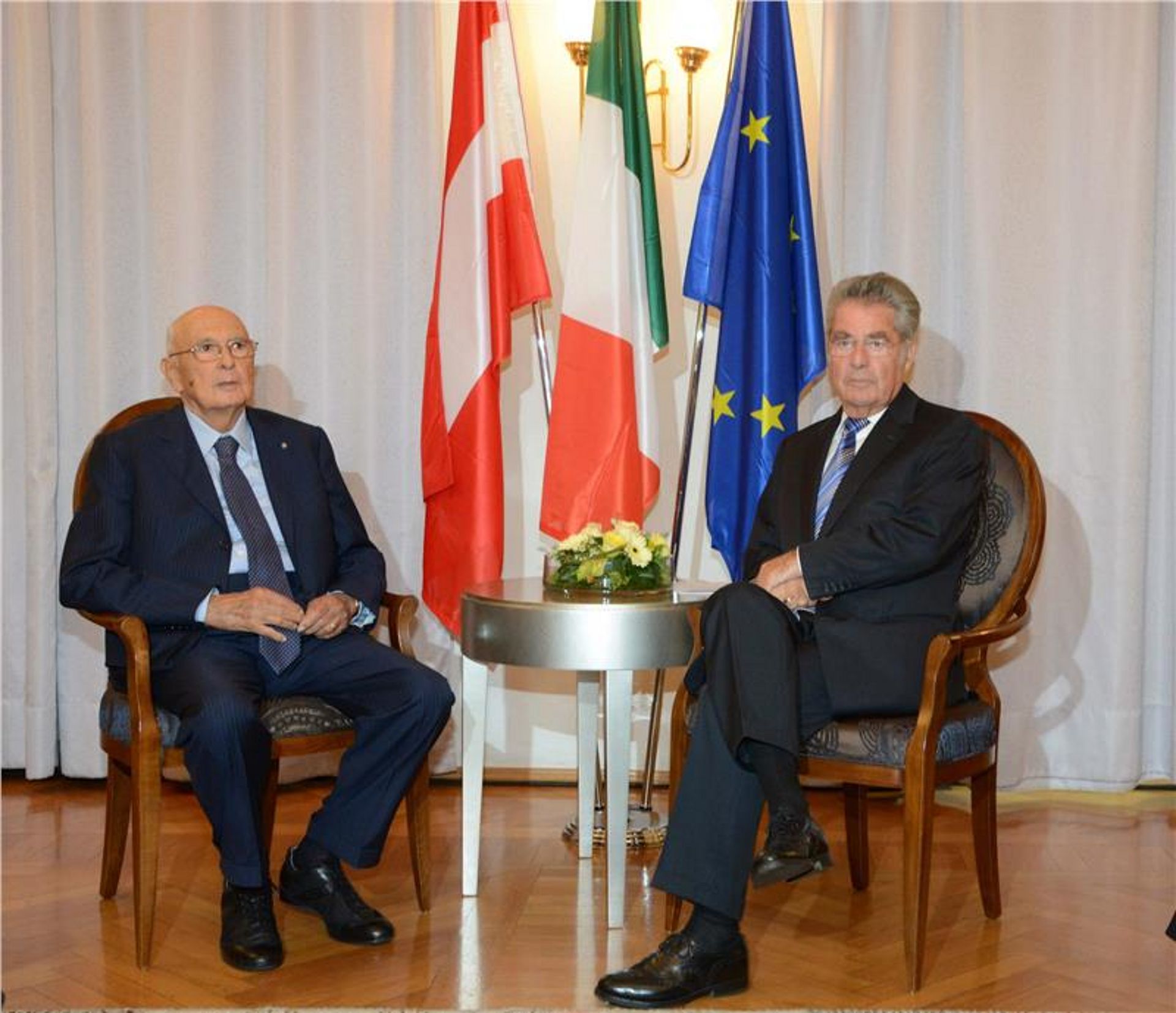 Conferenza celebrativa “70 anni dall’Accordo di Parigi” a Castel Firmiano con gli ex Capi di Stato Giorgio Napolitano e Heinz Fischer.