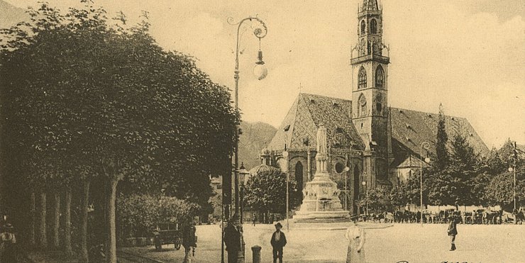 © Biblioteca Nazionale Austriaca/AKON - http://data.onb.ac.at/AKON/AK097_209 Nel 1925 la piazza Walther von der Vogelweide di Bolzano venne rinominata Piazza Vittorio Emanuele