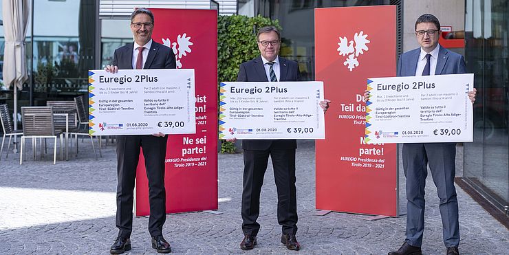 Presentazione Biglietto Euregio2Plus: Arno Kompatscher, Günther Platter, Maurizio Fugatti (da sin)