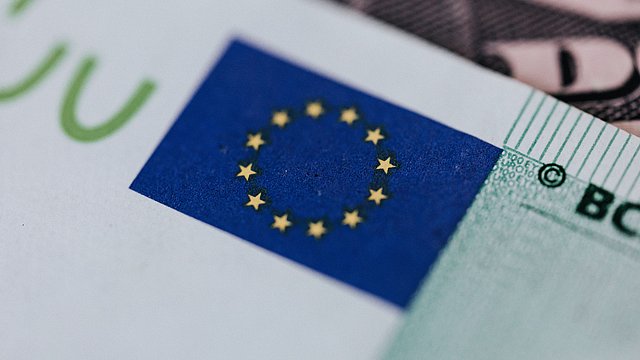 © Pexels/Karolina Grabowska Euro Banknote
