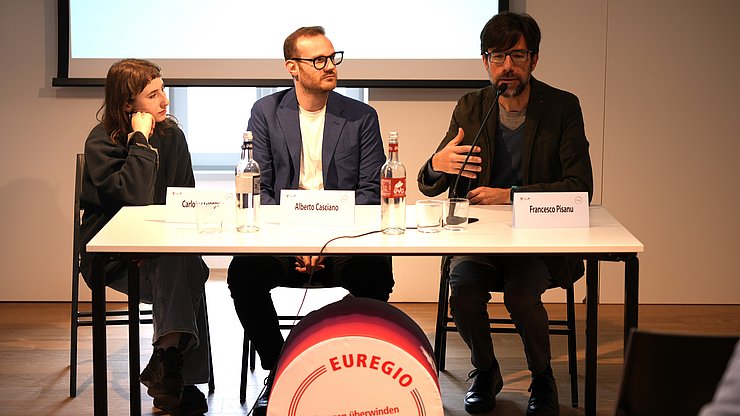 Hanno partecipato alla discussione: (da sinistra) Carlotta Giorgis e Alberto Casciano (entrambi Università di Trento) e Francesco Pisanu (Provincia autonoma di Trento).
