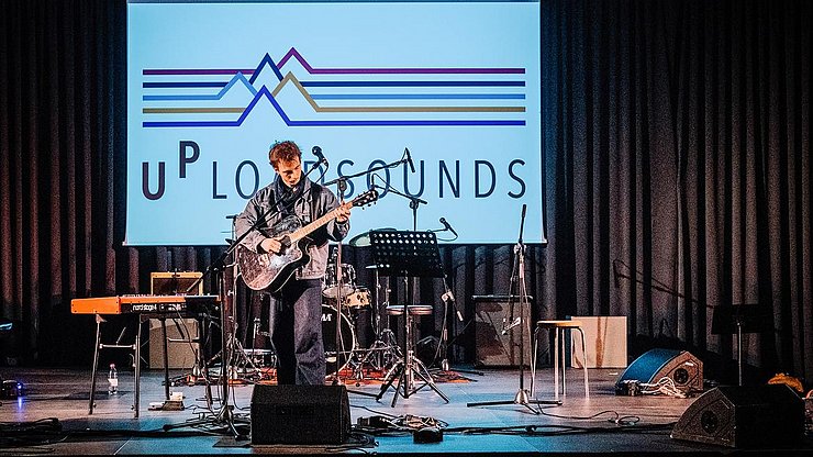 3. Platz für den Trentiner Liedermacher Rico