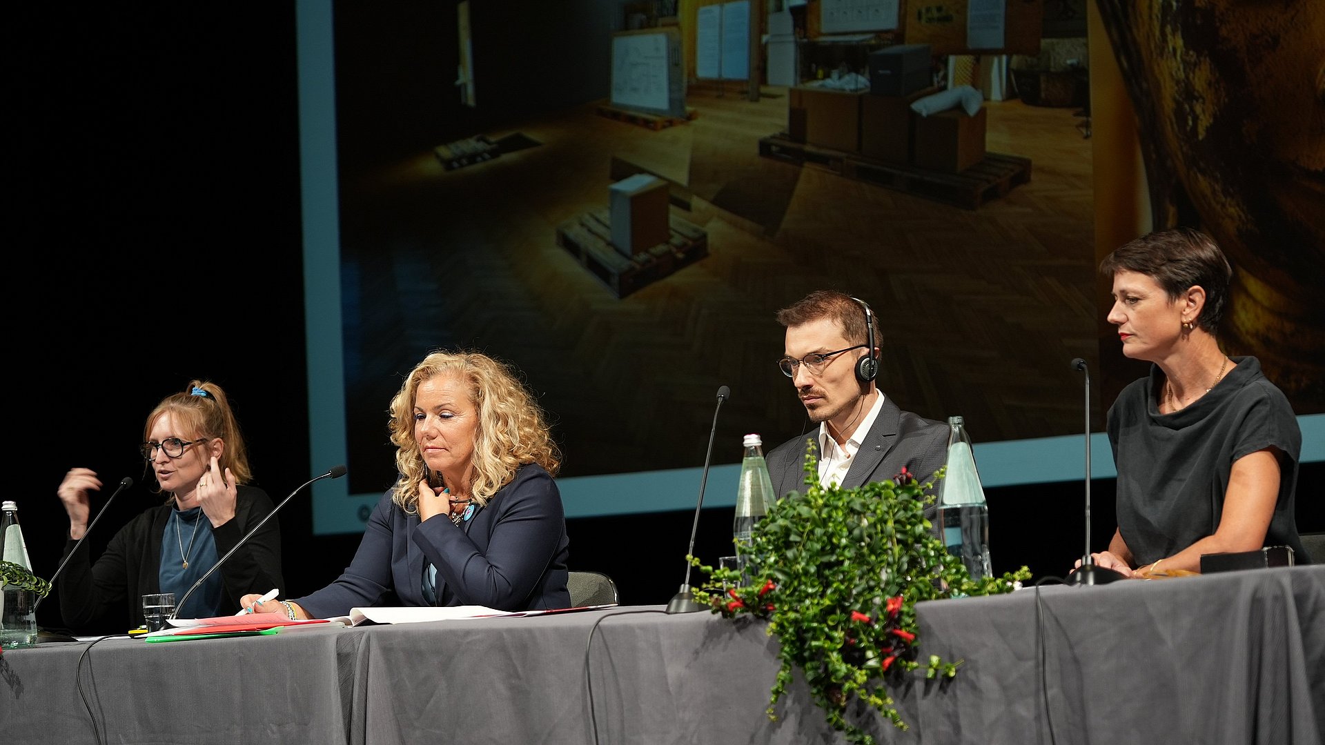 Alla tavola rotonda sono state illustrate diverse best practices: (da sinistra) Bianca Ober, Alessandra Schiavuzzi, Alessandro Zen e Brita Köhler.