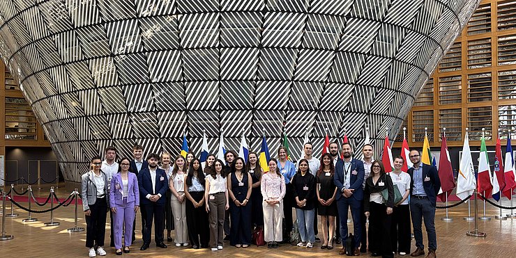 EuregioBrusselsSchool 2026: Besuch der 25 Euregio-Studierenden im Rat der EU.