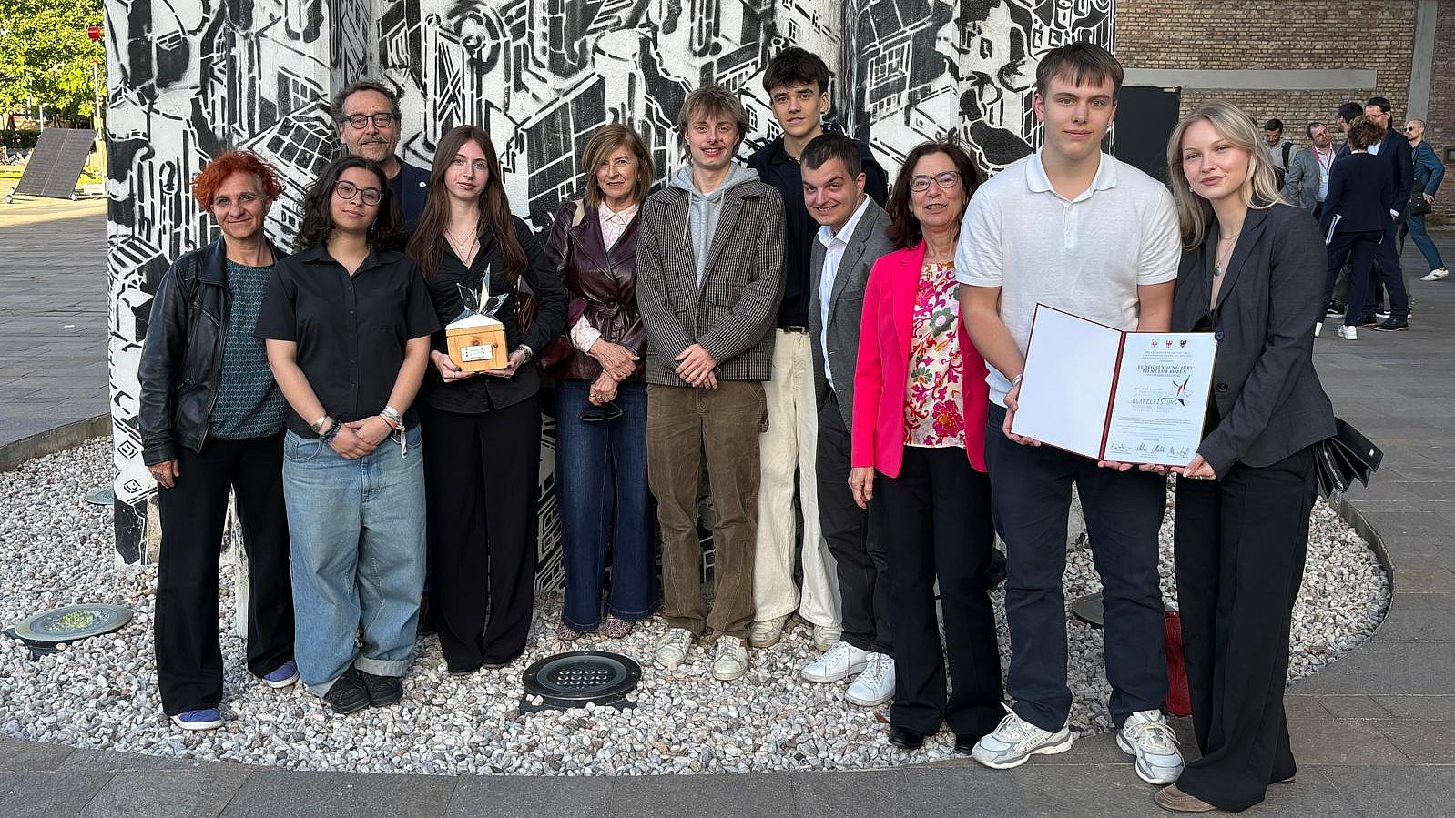 10 anni di EuregioYoungJury – progetto transfrontaliero premiato nell’ambito dell’iniziativa “Prestazione d'eccellenza - il volontariato giovanile”
