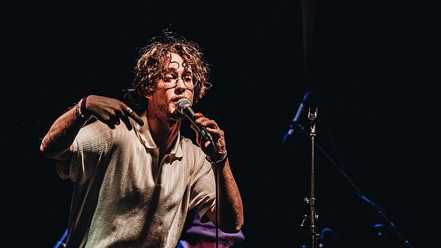 © UploadSounds/ Elisa Vettori cantante
