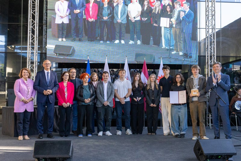 La giuria EuregioYoungJury del Filmclub Bolzano è stata premiata come progetto transfrontaliero dell'Euregio Tirolo-Alto Adige-Trentino.